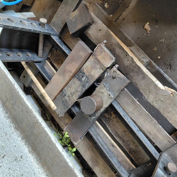 Grote foto matra werke gmbh zware werkplaatspers doe het zelf en verbouw ijzerwaren en bevestigingsmiddelen