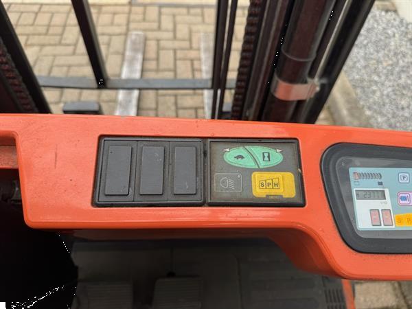 Grote foto vs 22886 elektrische heftruck toyota 7fbest15 agrarisch heftrucks