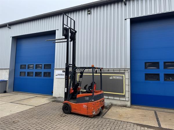 Grote foto vs 22886 elektrische heftruck toyota 7fbest15 agrarisch heftrucks