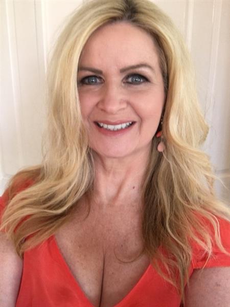 Grote foto eerlijkheid duurt het langste toch contacten en berichten vrouw zoekt man