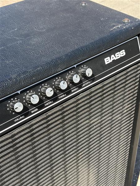 Grote foto te koop yamaha basversterker muziek en instrumenten versterkers bas en gitaar