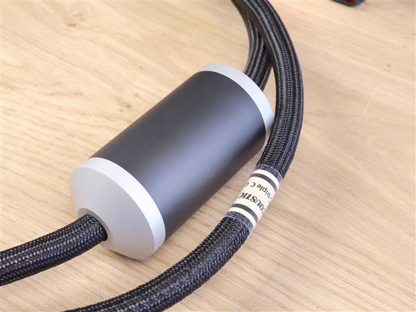 Grote foto acoustic revive absolute k triplec high end audio power cable 2 0 metre audio tv en foto onderdelen en accessoires