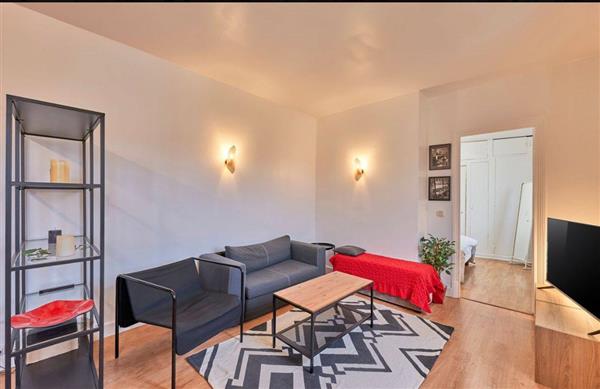 Grote foto gemeubileerde studio te huur huizen en kamers appartementen en flats