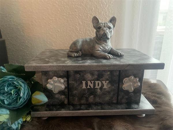 Grote foto franse bulldog beeldje op urnenkistje dieren en toebehoren toebehoren