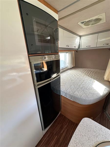 Grote foto eura mobil terrestra ti 670 sb 2008 diesel caravans en kamperen campers