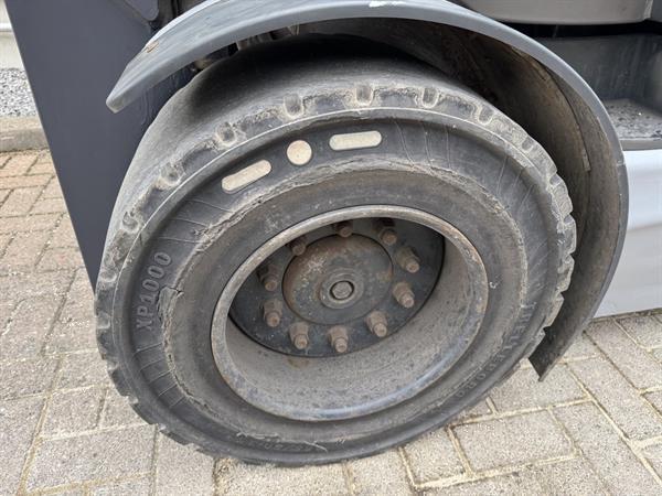 Grote foto vs 22895 elektrische triplex heftruck still rx60 40 agrarisch heftrucks