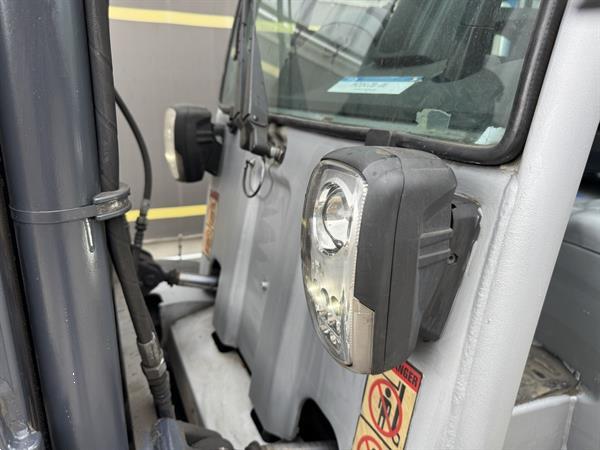 Grote foto vs 22895 elektrische triplex heftruck still rx60 40 agrarisch heftrucks