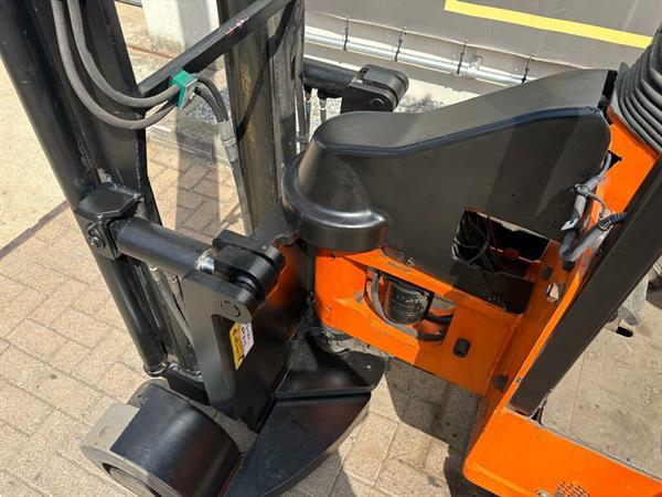 Grote foto vs 22897 bendi smalle gangen heftruck narrow aisle agrarisch heftrucks