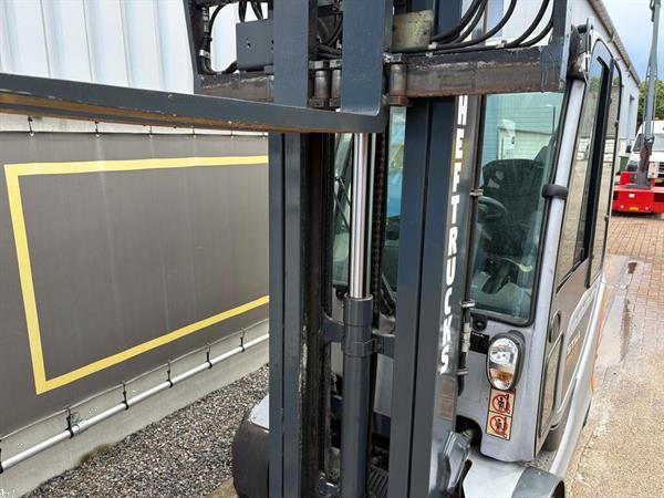 Grote foto vs 22905 elektrische triplex heftruck still rx60 30 agrarisch heftrucks