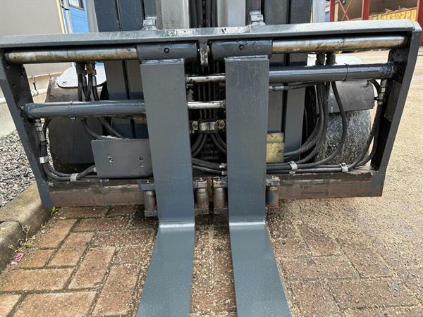 Grote foto vs 22905 elektrische triplex heftruck still rx60 30 agrarisch heftrucks