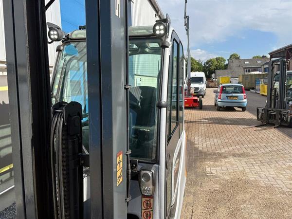 Grote foto vs 22906 elektrische triplex heftruck still rx60 35 agrarisch heftrucks
