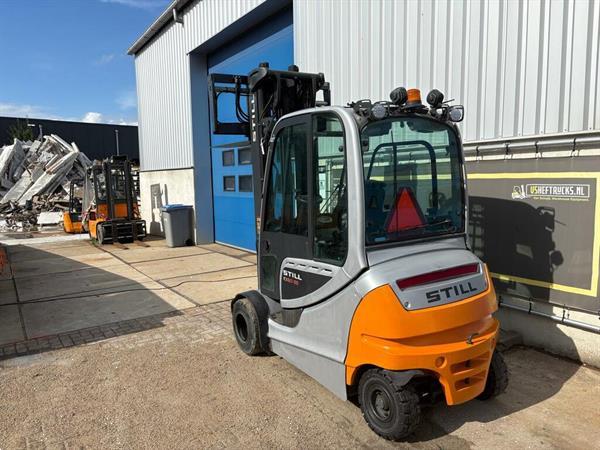 Grote foto vs 22906 elektrische triplex heftruck still rx60 35 agrarisch heftrucks