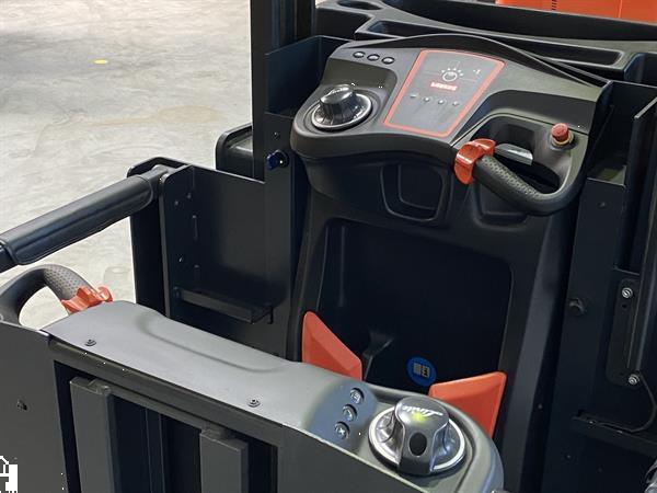 Grote foto v 10 02 5212 demo double steering doe het zelf en verbouw hefwerktuigen