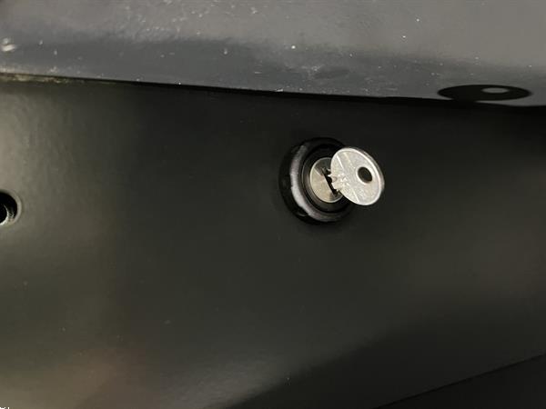 Grote foto v 5213 rail guidance new unused new battery doe het zelf en verbouw hefwerktuigen