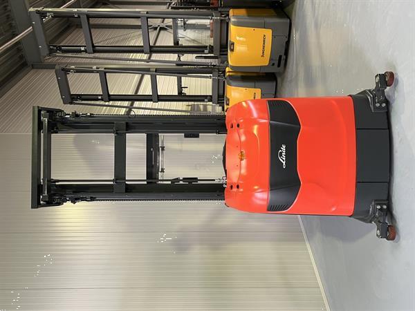 Grote foto v 5213 rail guidance new unused new battery doe het zelf en verbouw hefwerktuigen
