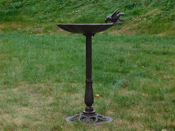 Grote foto fors vogelbad op standaard gietijzer bruin tuin en terras tuindecoratie