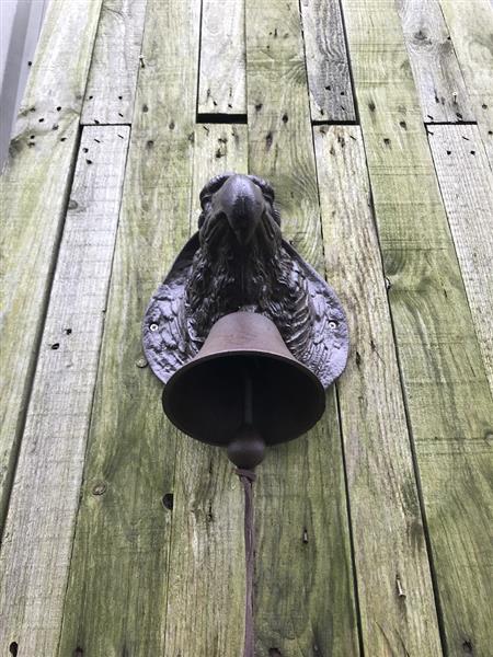 Grote foto deurbel in de vorm van een adelaar zwaar gietijzer doe het zelf en verbouw materialen en producten