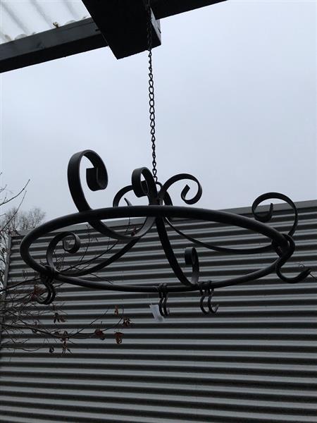 Grote foto hanger wildhaak kruidenrek ijzeren krans met 8 haken. tuin en terras tuindecoratie