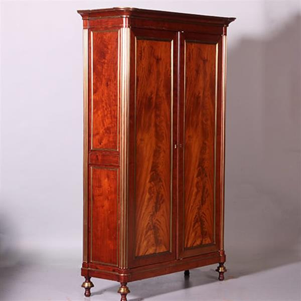 Grote foto chique franse tweedeurskast bloemmahonie met brons ronde hoekstijlen ca 1840 no.412005 antiek en kunst stoelen en banken