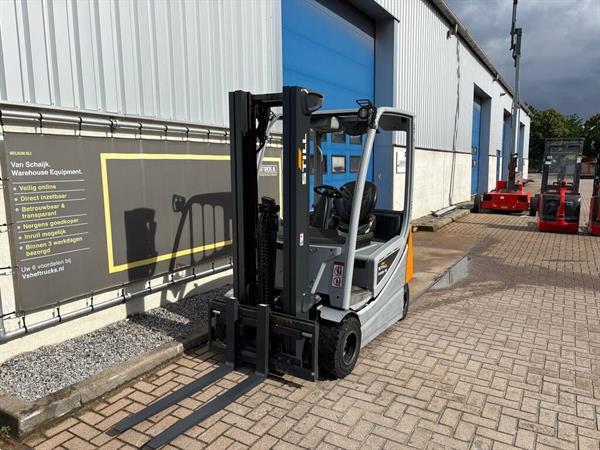 Grote foto vs 22899 elektrische triplex heftruck still rx20 18 agrarisch heftrucks
