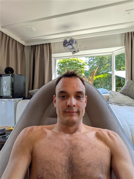 Grote foto vraag naar plezier is hoog zoek voor mij. erotiek man zoekt vrouwelijke sekspartner