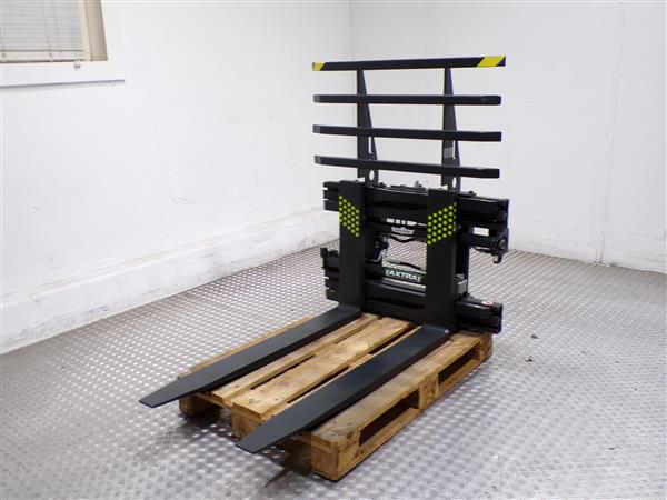 Grote foto cascade vorkversteller outlet agrarisch heftrucks