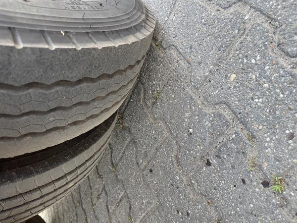 Grote foto 6 paards trailer oplegger met woonkamer en nieuw jaar apk doe het zelf en verbouw opleggers