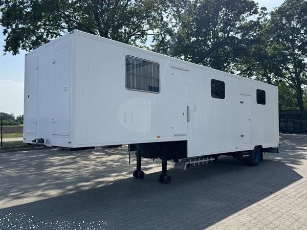 Grote foto 6 paards trailer oplegger met woonkamer en nieuw jaar apk doe het zelf en verbouw opleggers