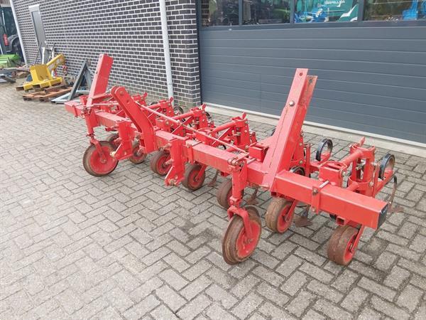 Grote foto breviglieri schoffelmachine 6 rijen agrarisch onkruidbestrijding