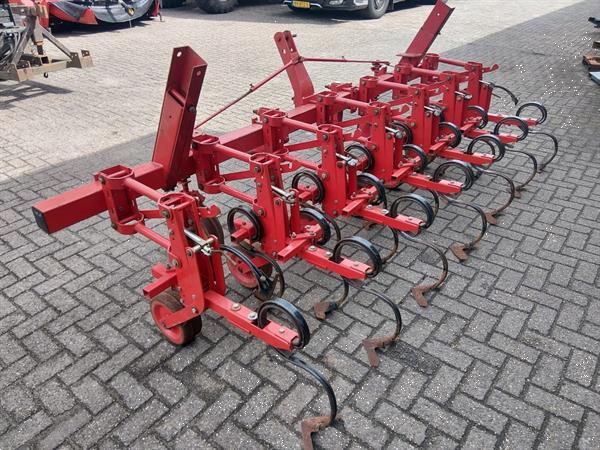 Grote foto breviglieri schoffelmachine 6 rijen agrarisch onkruidbestrijding