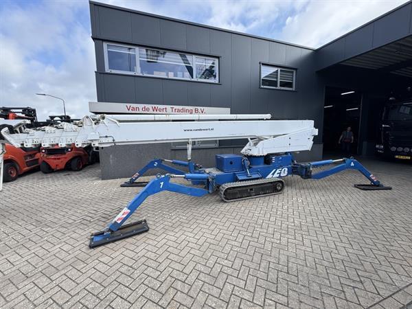 Grote foto teupen leo 36t rups hoogwerker crawler telescopic boom lift 36 meter werkhoogte 2006 doe het zelf en verbouw hoogwerkers