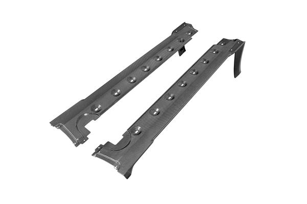 Grote foto dit betreft een set porsche 911 992 gt3 rs carbon side skirt set auto onderdelen tuning en styling