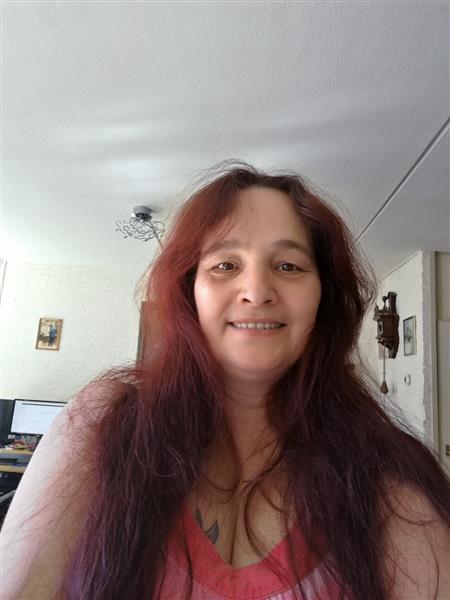 Grote foto meesteres zoekt 24 7 slaaf voor tpe erotiek sm contact