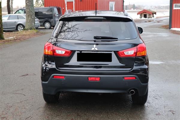Grote foto mitsubishi asx 1.8 di d 150ch instyle 4wd auto mitsubishi