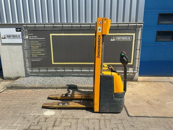 Grote foto vs 22915 elektrische stapelaar jungheinrich ejc112 doe het zelf en verbouw hefwerktuigen