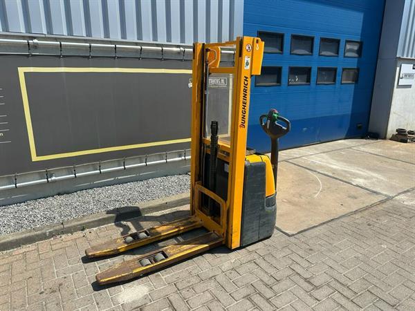Grote foto vs 22915 elektrische stapelaar jungheinrich ejc112 doe het zelf en verbouw hefwerktuigen