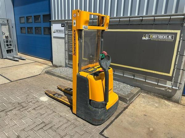 Grote foto vs 22915 elektrische stapelaar jungheinrich ejc112 doe het zelf en verbouw hefwerktuigen
