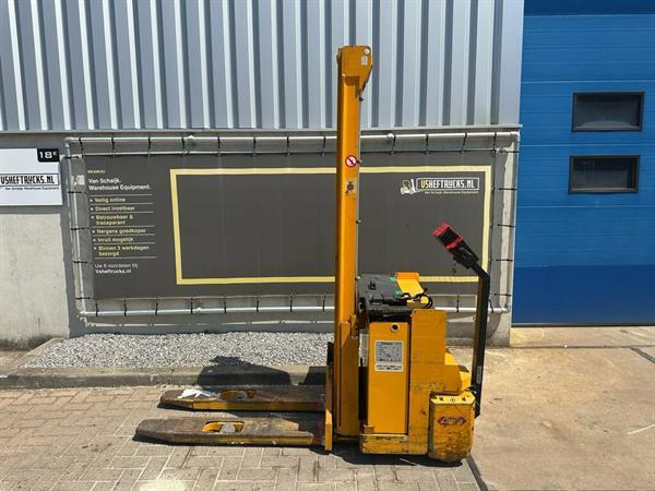 Grote foto vs 22919 elektrische stapelaar jungheinrich 3.680mm doe het zelf en verbouw hefwerktuigen