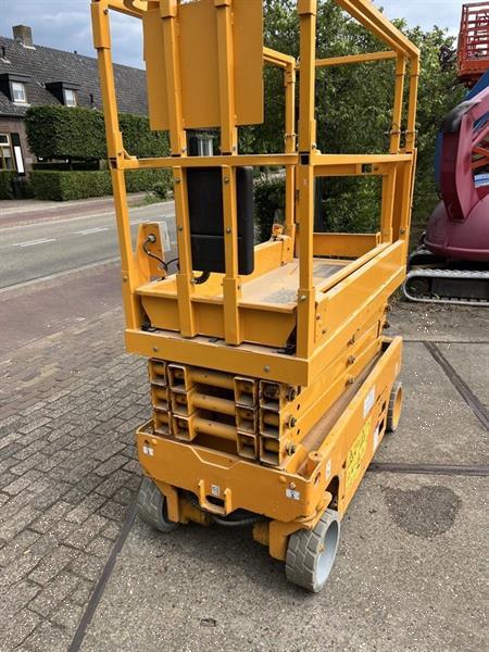 Grote foto gebruikte schaarhoogwerker genie gs1932 doe het zelf en verbouw hoogwerkers
