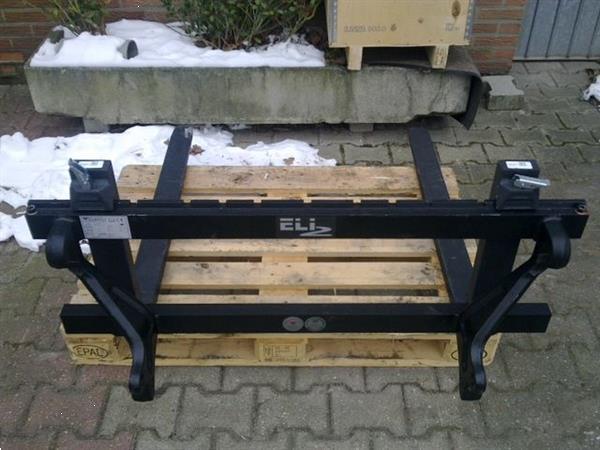 Grote foto palletbord met palletlepels palletvorken doe het zelf en verbouw aanbouwdelen
