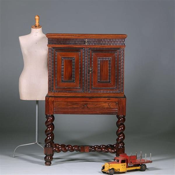 Grote foto klein hollands rariteiten of kruisvoet kabinetje met klep fantastische kwaliteit no.421020 antiek en kunst stoelen en banken