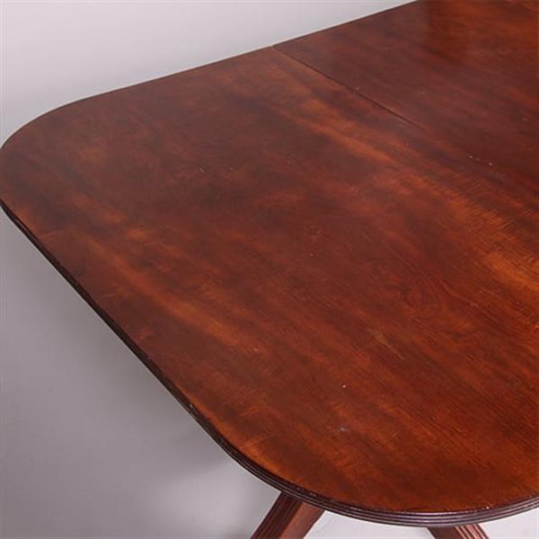 Grote foto engelse eetkamertafel waar heel goed armstoelen onder passen max lengte 2 22 m lang ca 1890 no.4120 antiek en kunst stoelen en banken