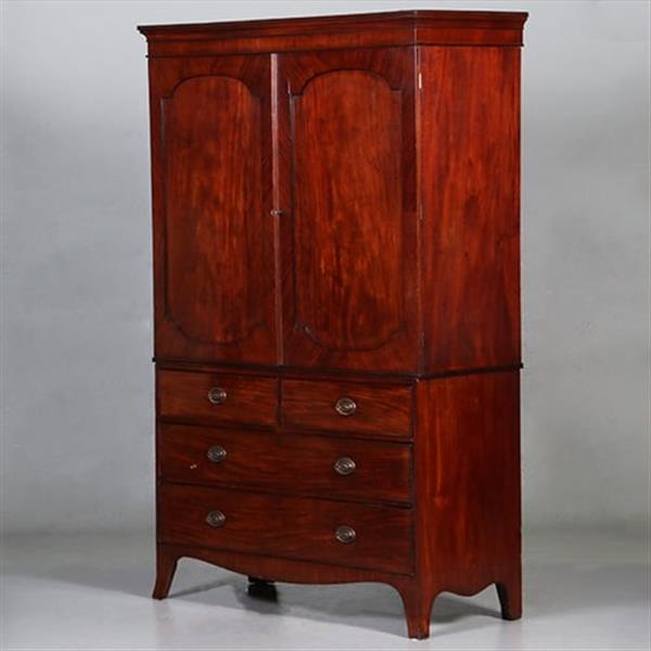 Grote foto strak en sober engels kabinet in prachtig donker mahonie 18e eeuws no.421010 antiek en kunst stoelen en banken