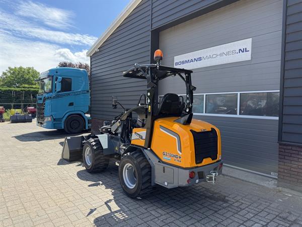 Grote foto giant g2700 x tra hd minishovel nieuw skid banden 695 lease agrarisch shovels