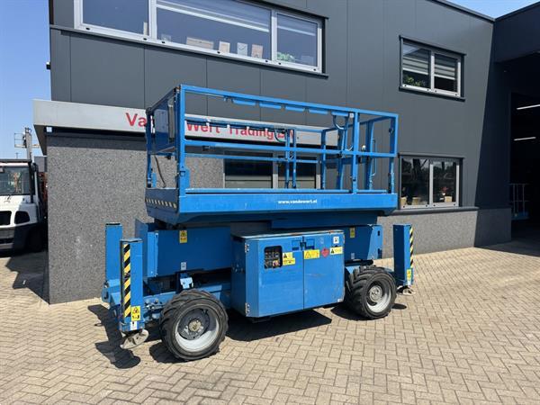 Grote foto genie gs 2669 rt hoogwerker arbeitsbuhne sciccor 10m werkhoogte 4x4 kubota diesel 2014 doe het zelf en verbouw hoogwerkers