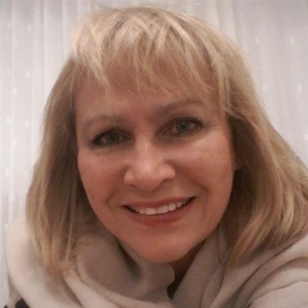 Grote foto op zoek naar echte liefde na moeilijke periode contacten en berichten vrouw zoekt man