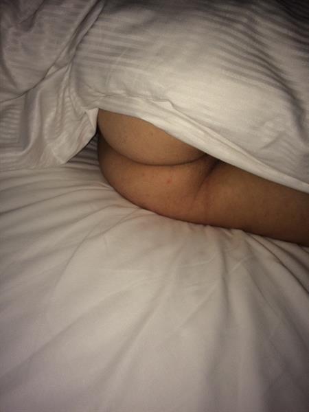 Grote foto gezocht erotiek stel zoekt man