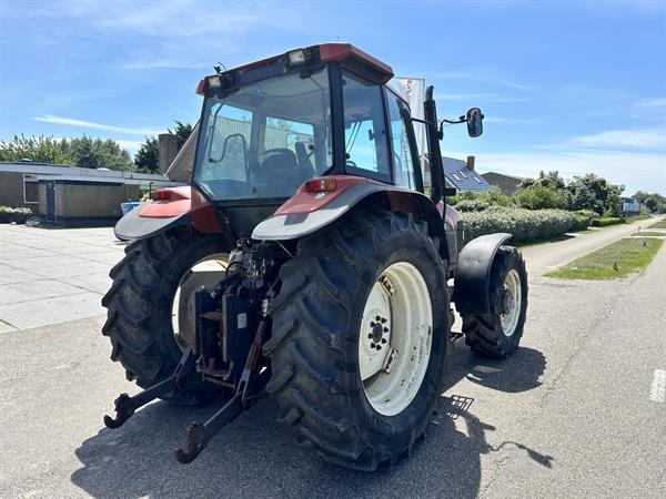 Grote foto new holland m100 agrarisch tractoren