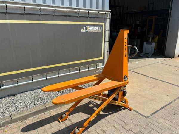 Grote foto vs 22940 schaar palletwagen still hb1056 hoogheffer werktafel doe het zelf en verbouw hefwerktuigen