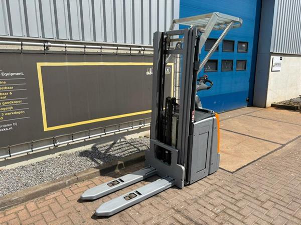 Grote foto vs 22948 elektrische triplex stapelaar still exv sf 14i doe het zelf en verbouw hefwerktuigen